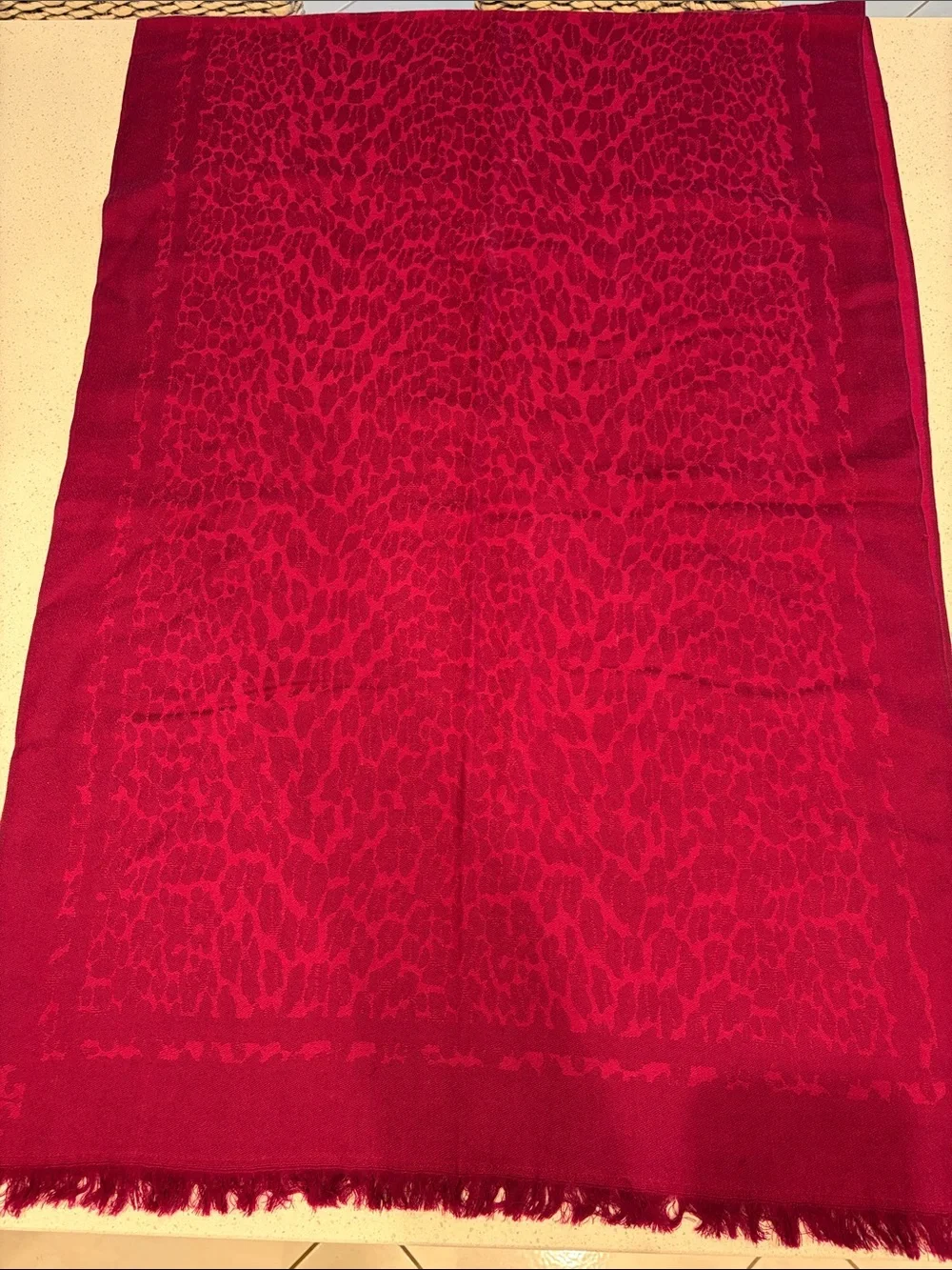 Tory Burch - 100% Wool / Laine.